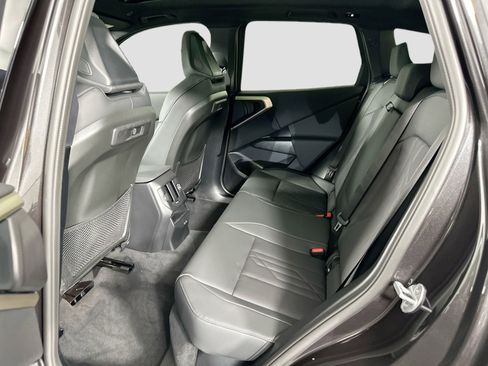 Used 2025 BMW X3 xDrive30i w/ Convenience Package image 23