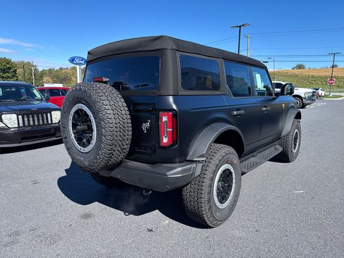 New 2025 Ford Bronco Badlands w/ Matte Film Protection Package image 17