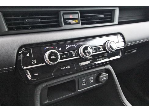 Used 2023 Honda Pilot EX-L image 22