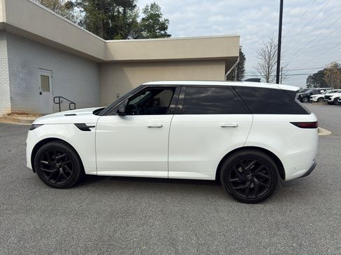 Used 2024 Land Rover Range Rover Sport Dynamic SE image 5