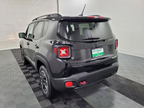Used 2017 Jeep Renegade Trailhawk image 5