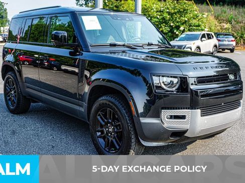 Used 2025 Land Rover Defender 110 S AWD/4WD image 4