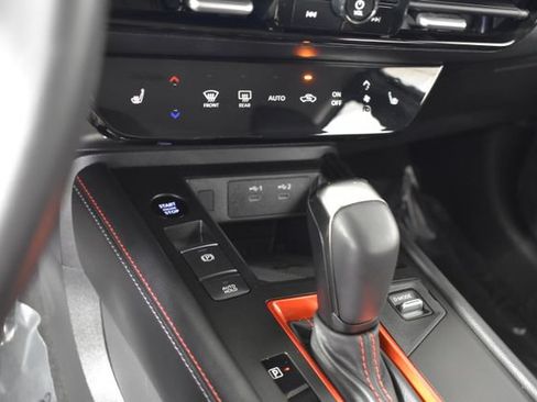 Certified 2026 Nissan Kicks SR w/ Cold Weather Package AWD/4WD image 17