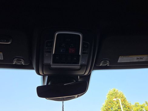 Used 2019 RAM 1500 Limited AWD/4WD image 21
