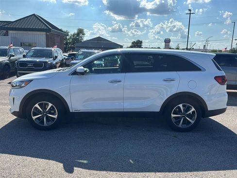 Used 2020 Kia Sorento AWD V6 image 5