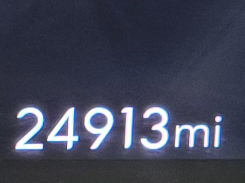 Used 2025 Buick Encore GX Preferred image 2