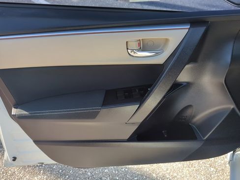 Used 2016 Toyota Corolla LE image 10