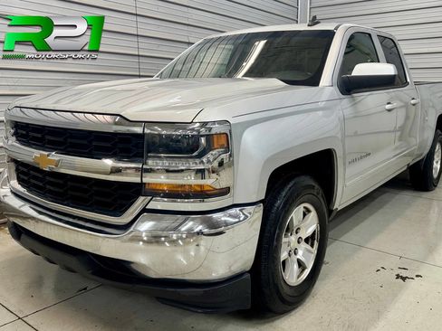 Used 2019 Chevrolet Silverado 1500 LT RWD image 1