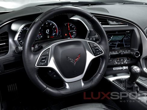 Used 2019 Chevrolet Corvette Grand Sport w/ Carbon Flash Badge Package RWD image 30