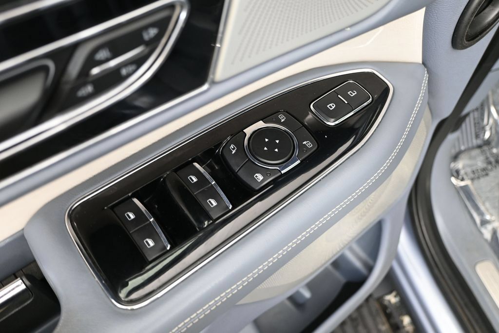 Used 2019 Lincoln Navigator Black Label AWD/4WD image 14