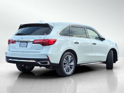Used 2017 Acura MDX SH-AWD w/ Technology Package image 4
