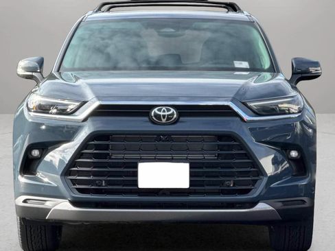 New 2026 Toyota Grand Highlander AWD Hybrid image 7