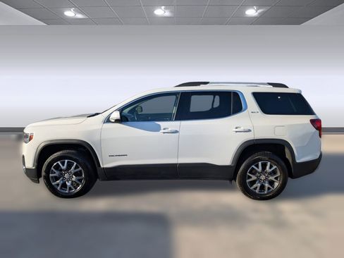 Used 2023 GMC Acadia SLT image 2