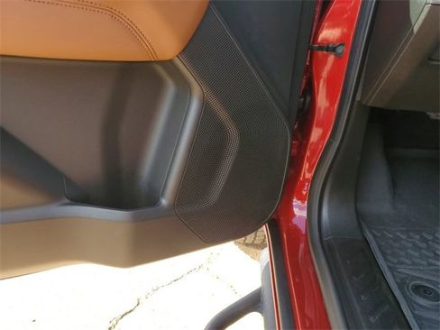 Certified 2024 GMC Canyon AT4 w/ AT4 Premium Package image 25