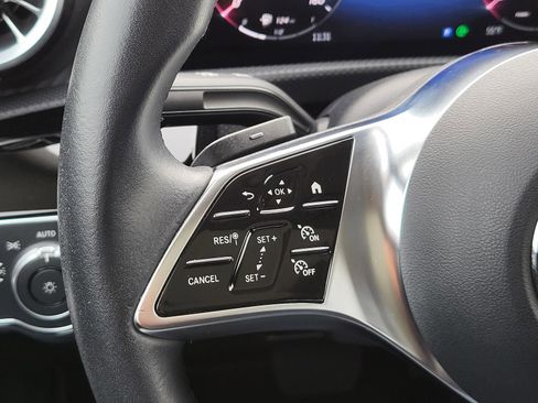 Used 2024 Mercedes-Benz CLA 250 4MATIC image 32