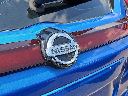 Used 2021 Nissan Kicks S FWD image 5