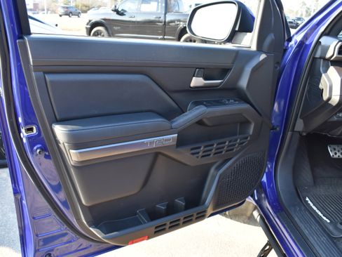 Used 2024 Toyota Tacoma 4x4 Double Cab image 26