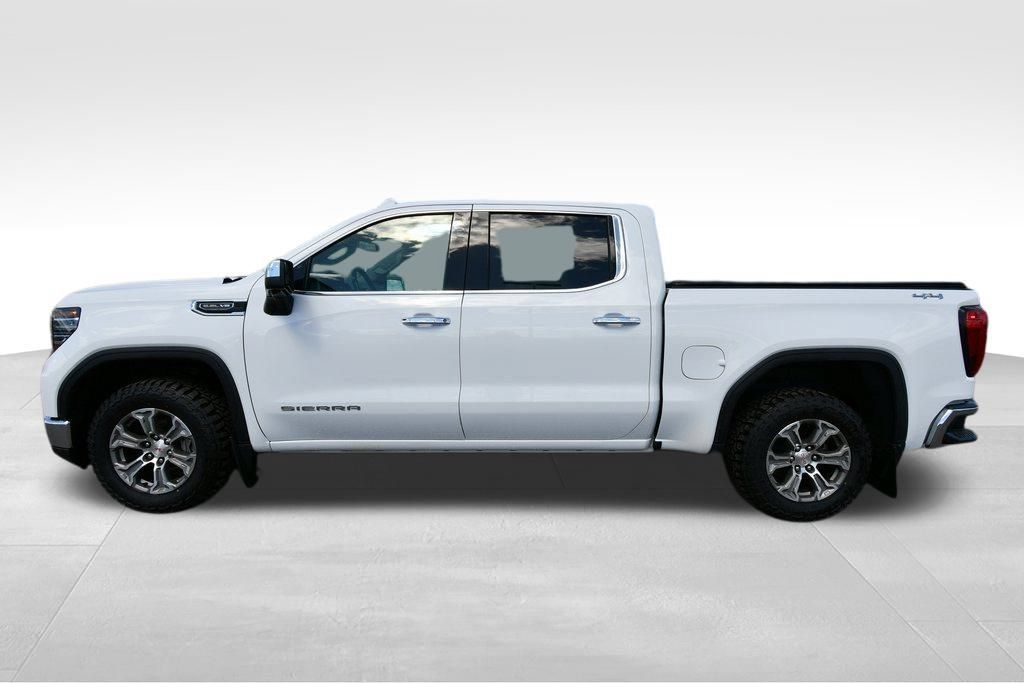 Used 2023 GMC Sierra 1500 SLT w/ SLT Convenience Package AWD/4WD image 4