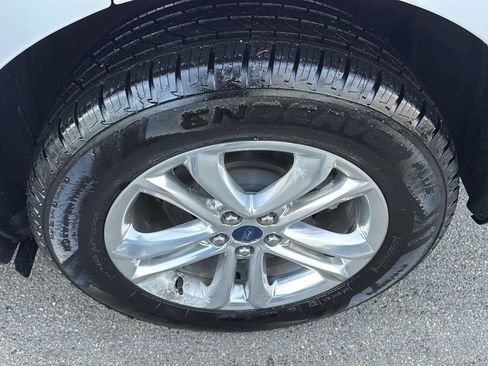 Used 2016 Ford Edge SEL w/ Canadian Touring Package image 9