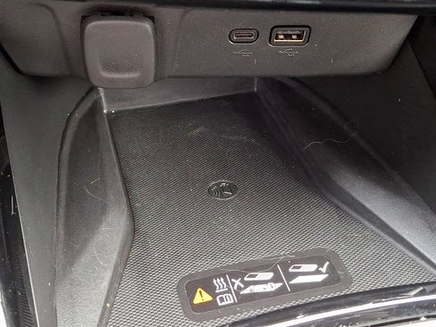 Used 2024 Chevrolet Trax RS w/ Sunroof Package image 28