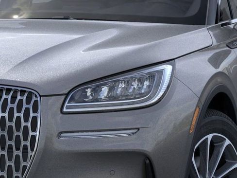 New 2026 Lincoln Corsair Premiere image 18