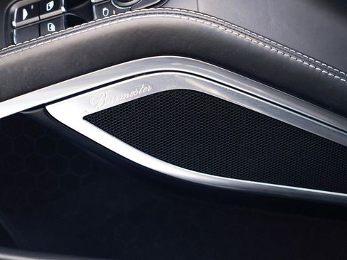 Used 2015 Porsche 911 Turbo S image 25