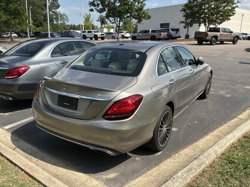 Used 2019 Mercedes-Benz C 300 4MATIC Sedan image 42