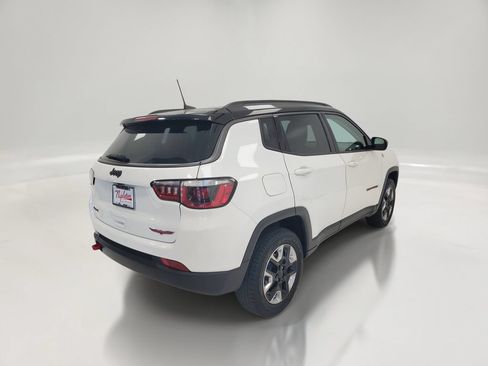 Used 2018 Jeep Compass Trailhawk w/ Navigation Group AWD/4WD image 5