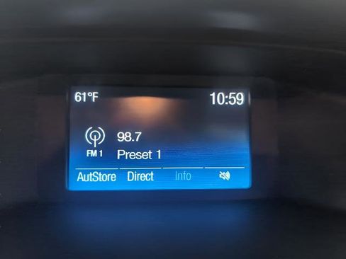 Used 2016 Ford Focus SE image 12