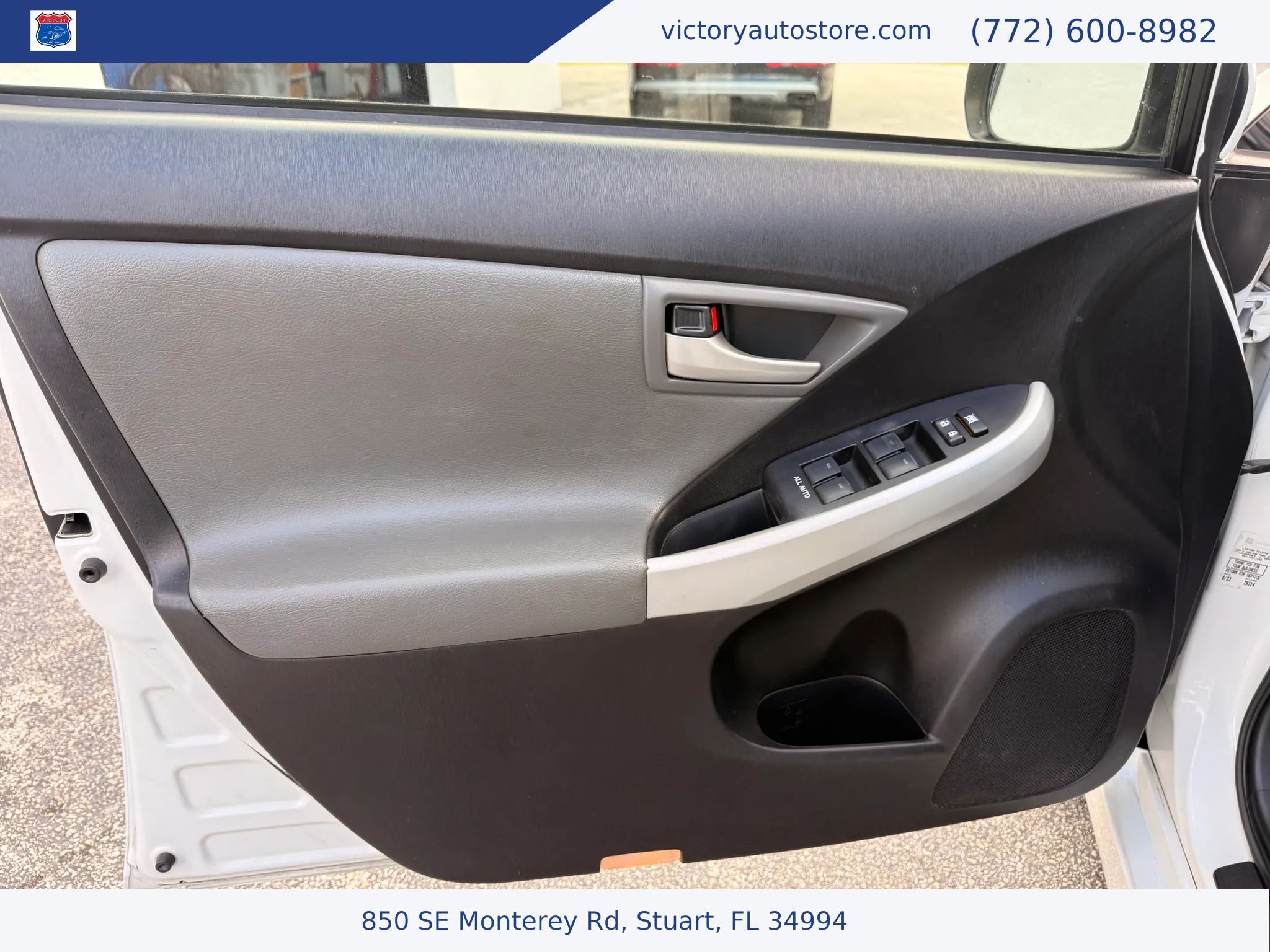 Used 2013 Toyota Prius Prime Plug-In Hybrid FWD image 21