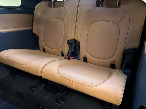 New 2025 Volkswagen ID. Buzz Pro S image 14