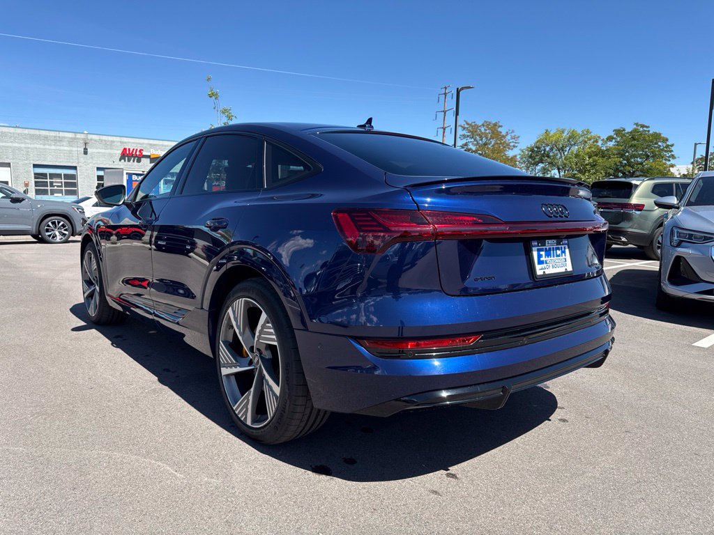 Used 2022 Audi e-tron Prestige AWD/4WD image 3