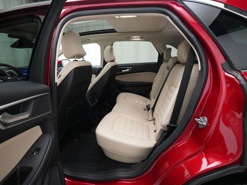 Used 2024 Ford Edge SEL w/ Convenience Package image 15