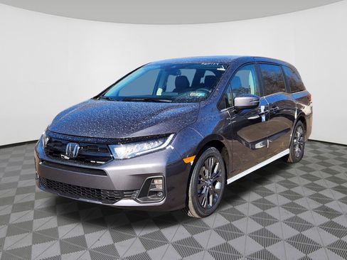 New 2026 Honda Odyssey Touring image 2