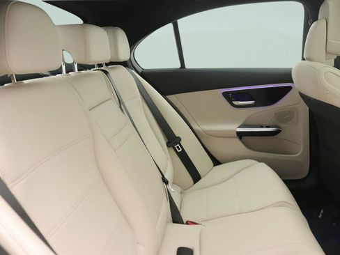 New 2026 Mercedes-Benz C 300 Sedan image 8