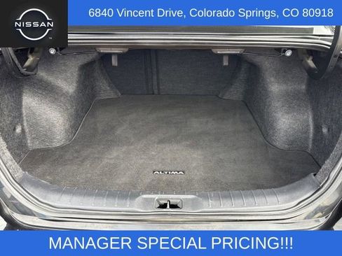 Used 2023 Nissan Altima 2.5 SV FWD image 14