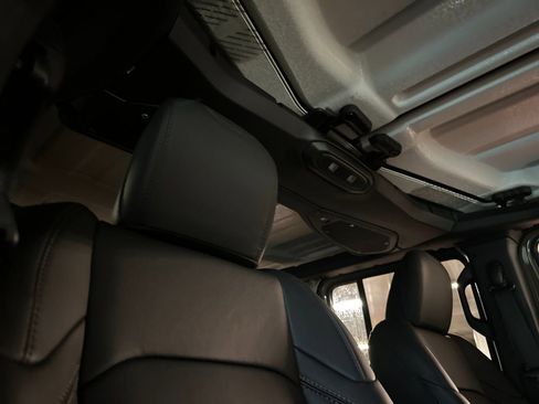 New 2025 Jeep Wrangler Unlimited Sahara image 16