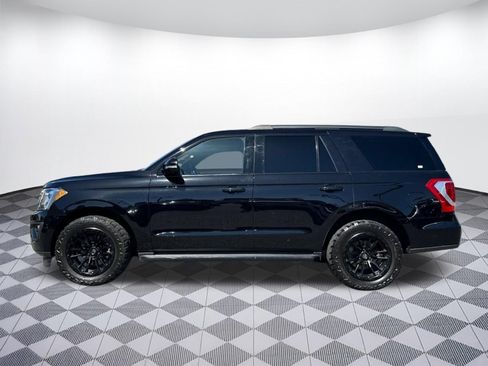 Used 2020 Ford Expedition XLT w/ Equipment Group 202A RWD image 2