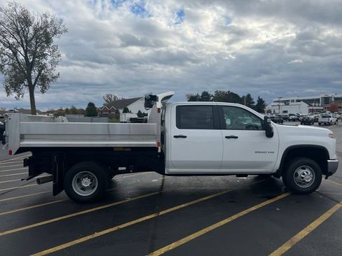 New 2025 Chevrolet Silverado 3500 W/T w/ WT Convenience Package image 8