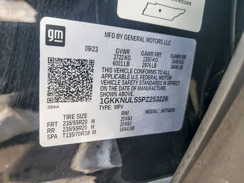 Used 2023 GMC Acadia SLT w/ Elevation Edition image 27