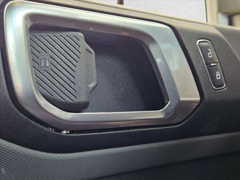 Used 2023 Ford Bronco Big Bend image 18