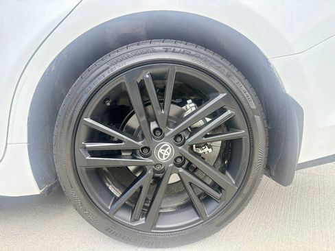 Used 2026 Toyota Camry Hybrid w/ Convenience Package FWD image 14