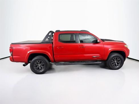 Used 2022 Toyota Tacoma SR5 image 8