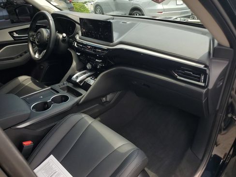 Certified 2025 Acura MDX FWD image 4