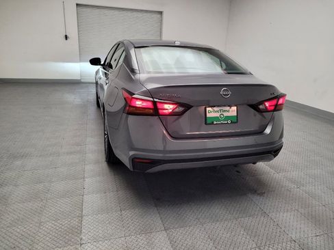 Used 2024 Nissan Altima 2.5 SV image 6