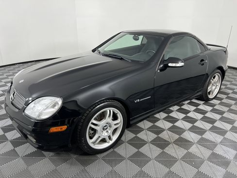 Used 2004 Mercedes-Benz SLK 32 AMG image 10