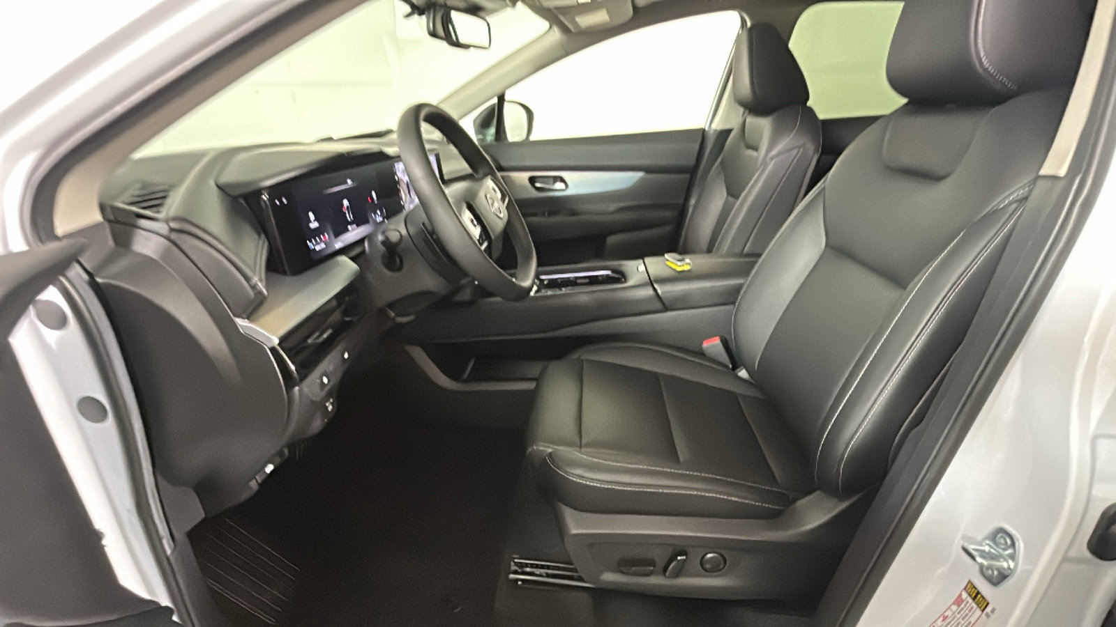 Used 2026 Nissan Murano SL AWD/4WD image 14