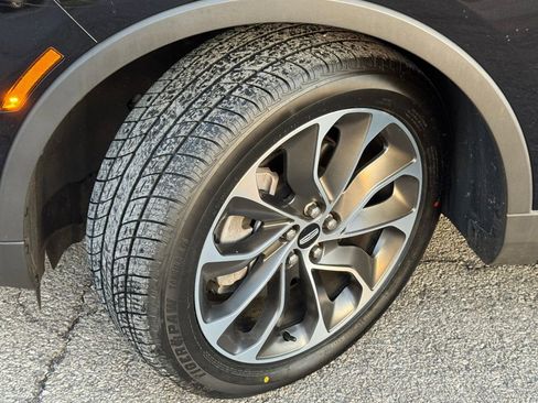 Used 2021 Lincoln Nautilus Reserve image 38