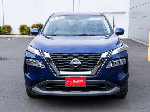 Used 2023 Nissan Rogue SV AWD/4WD image 2