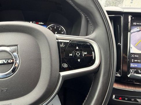 Used 2019 Volvo XC60 T5 Inscription w/ Protection Package Premier AWD/4WD image 17